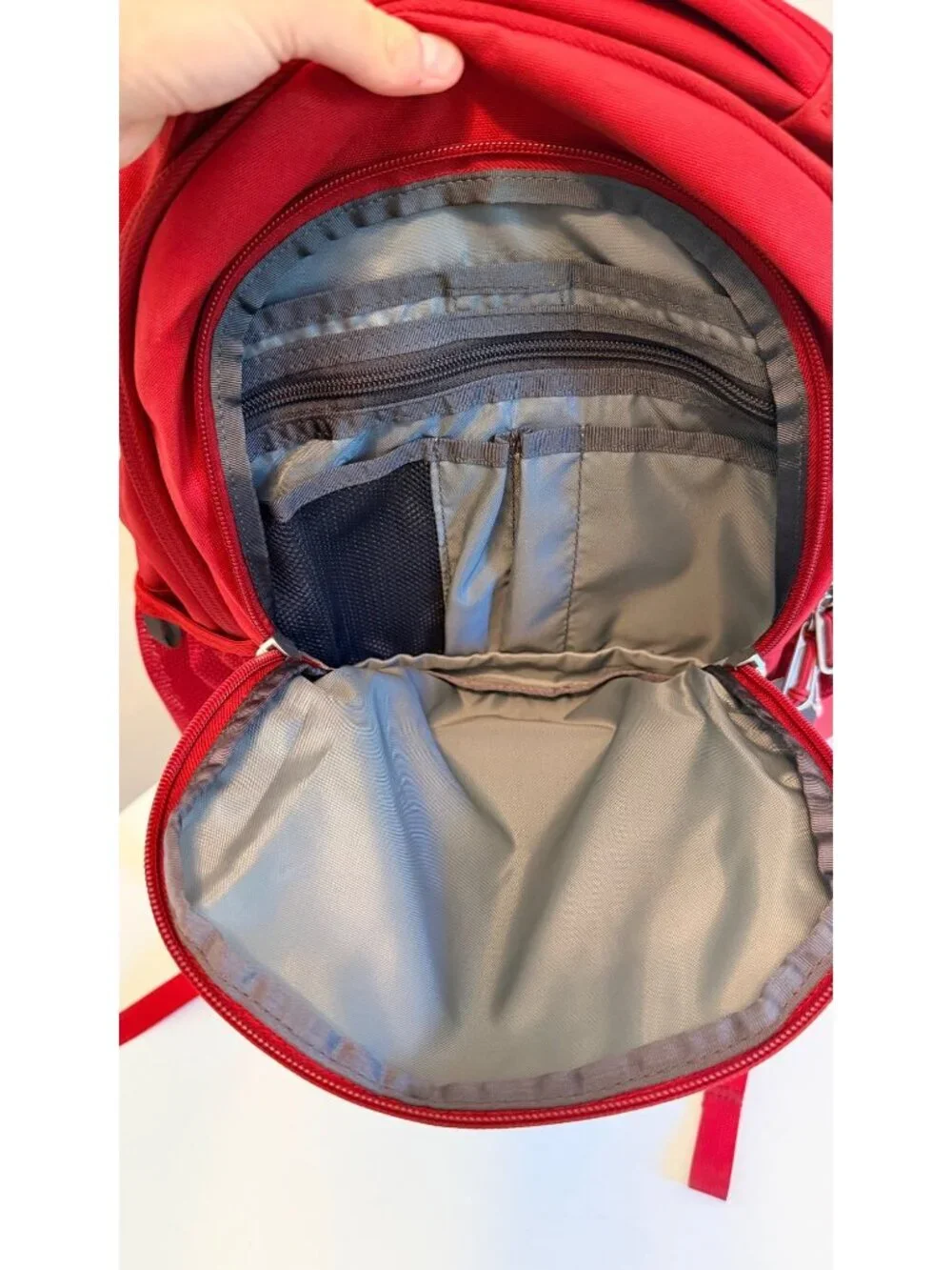 NWT The North Face Jester Backpack Red/Gray FlexVent Laptop Compatible